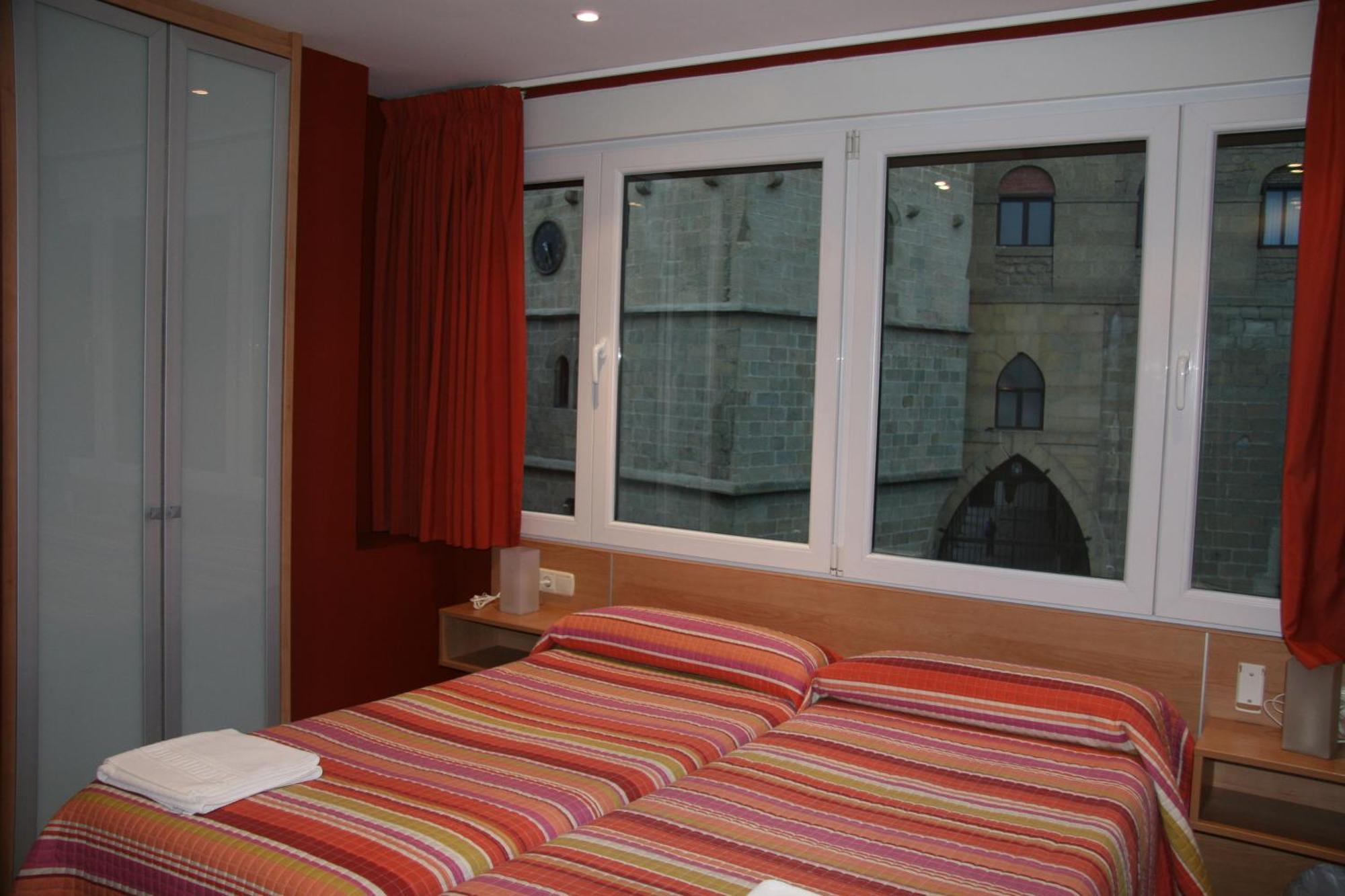 Hotel Ekia Pentsioa à Zarautz Extérieur photo
