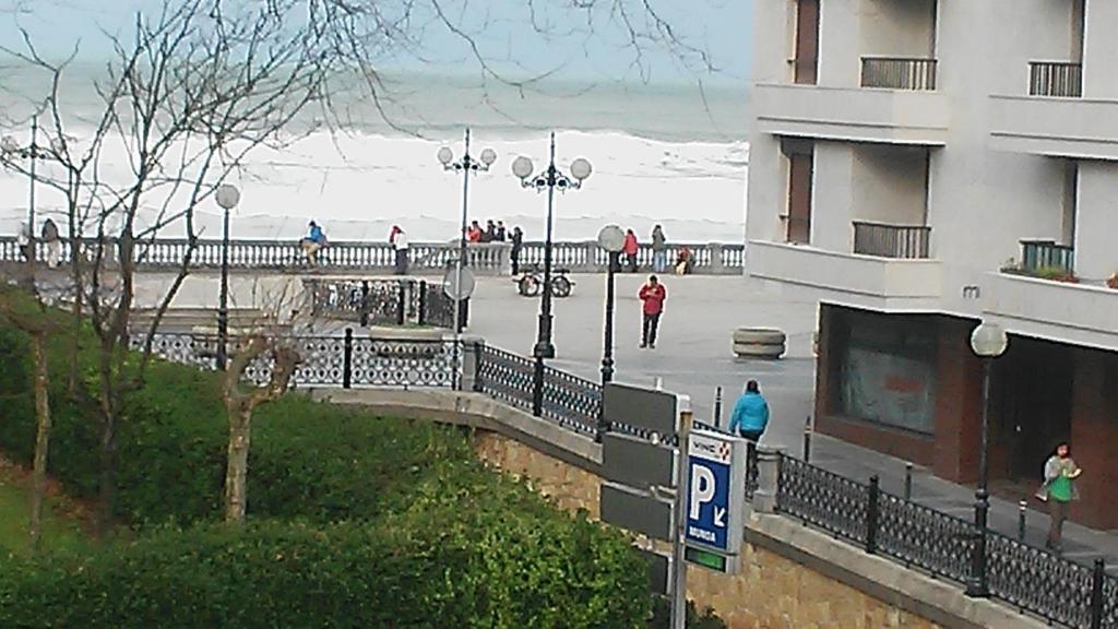 Hotel Ekia Pentsioa à Zarautz Chambre photo