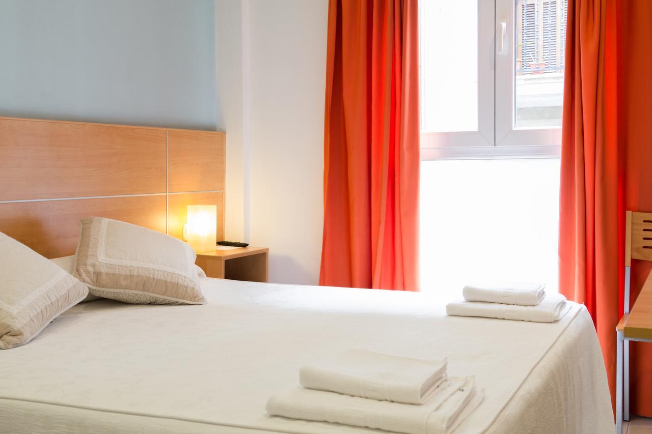 Hotel Ekia Pentsioa à Zarautz Extérieur photo